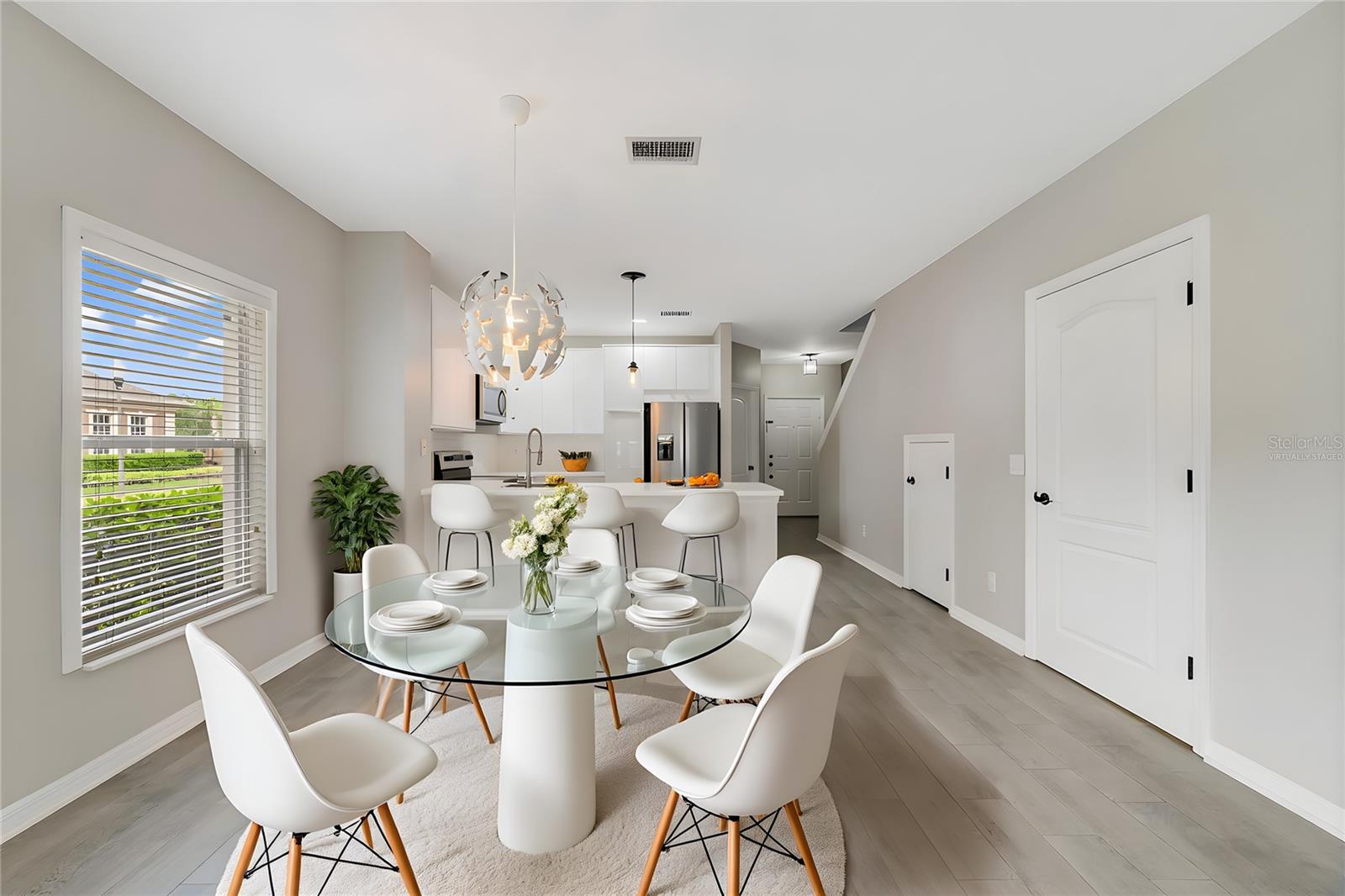 VICTORIA PINES CONDO - Residential