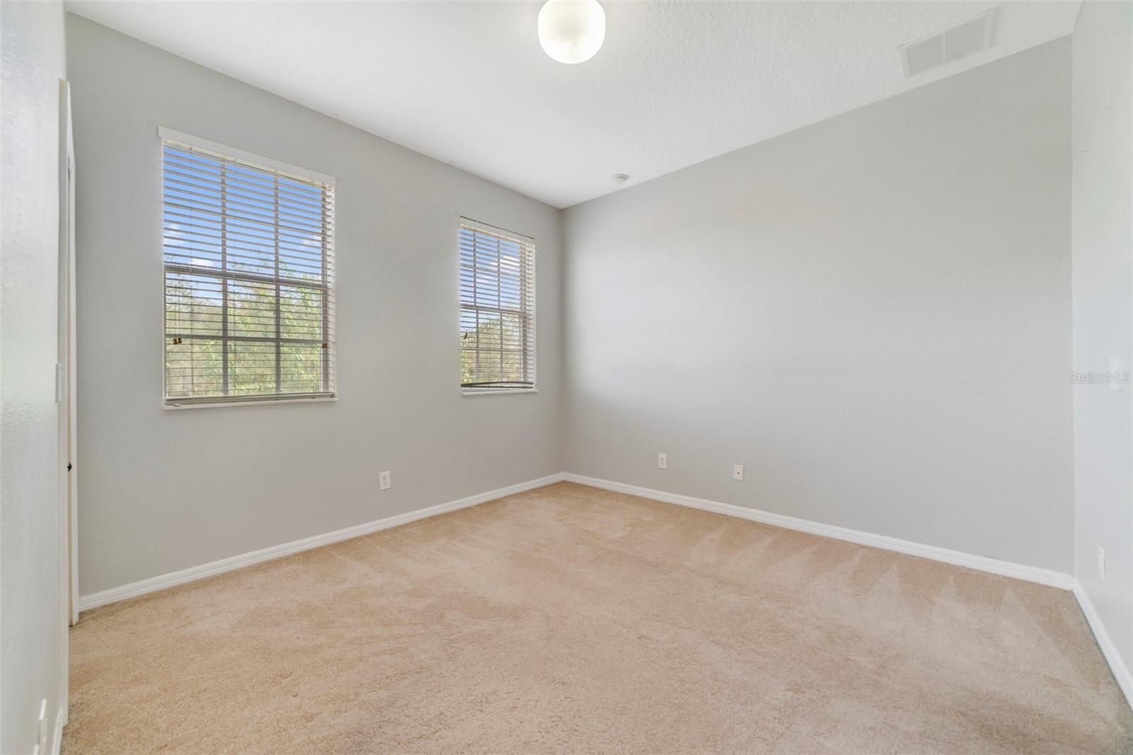 VICTORIA PINES CONDO - Residential