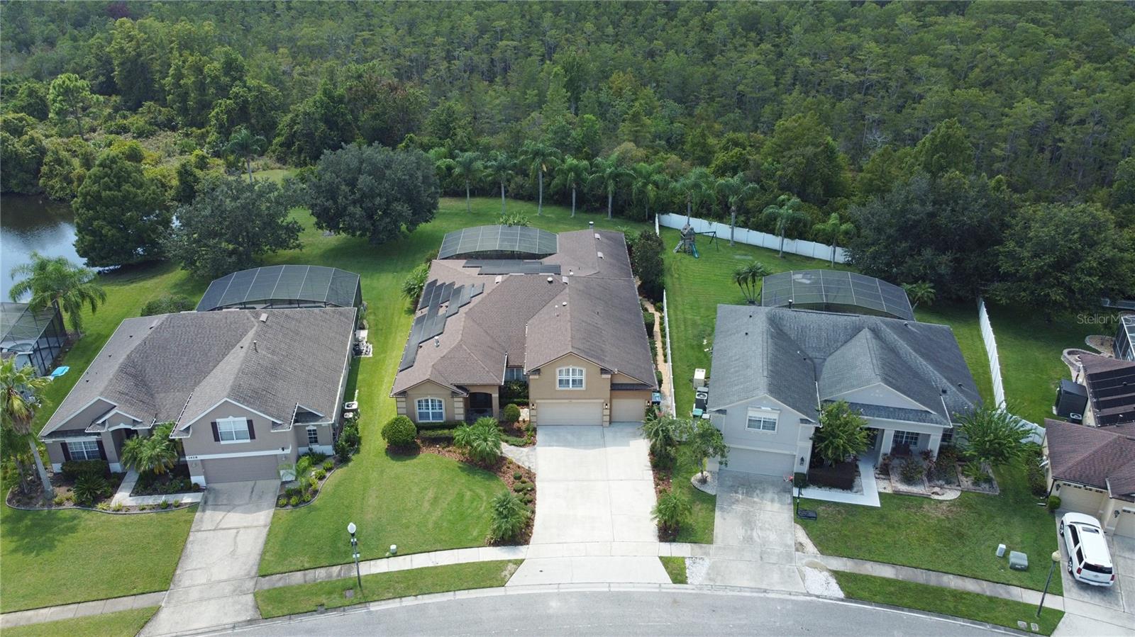 1422 ANNA CATHERINE DRIVE