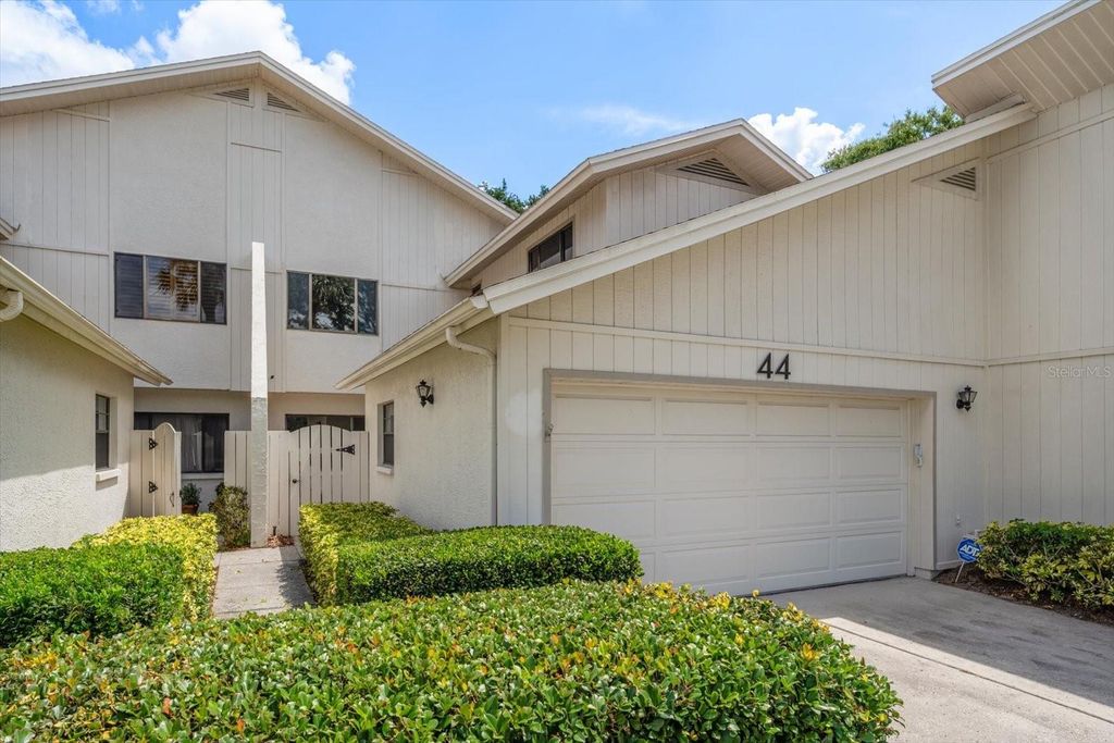 Photo of 498 Lakeview Drive #44, Palm Harbor, FL 34683 (MLS # TB8510185)