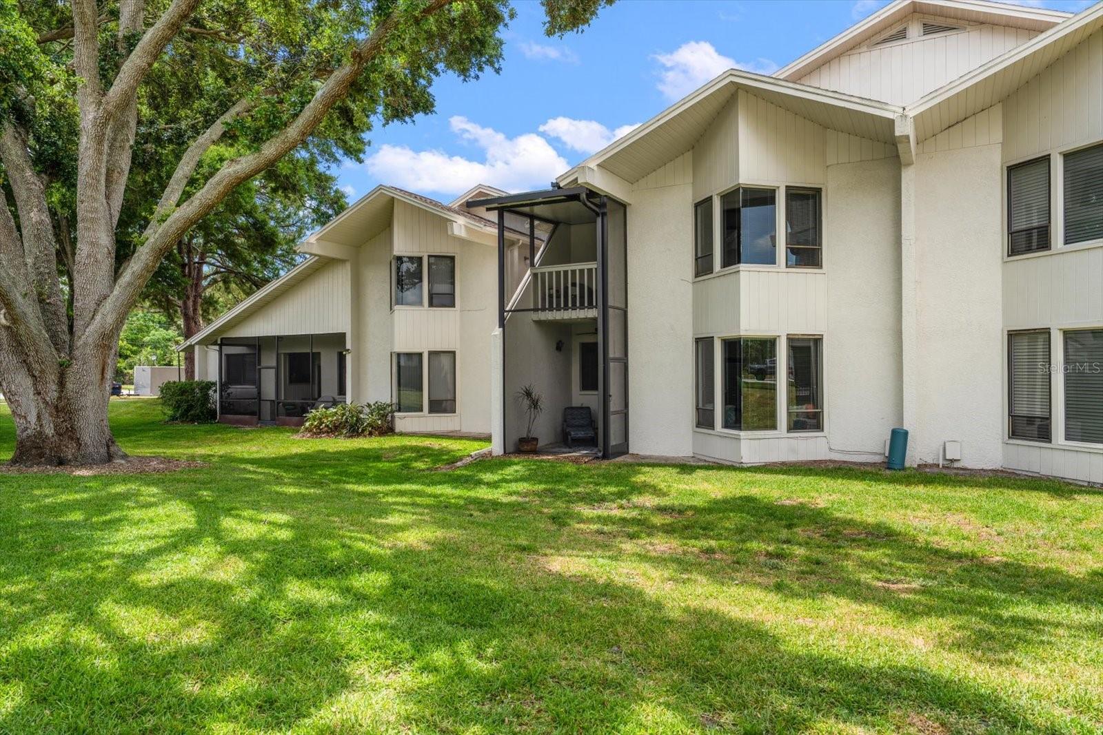 TOWNHOMES OF WESTLAKE - Residential