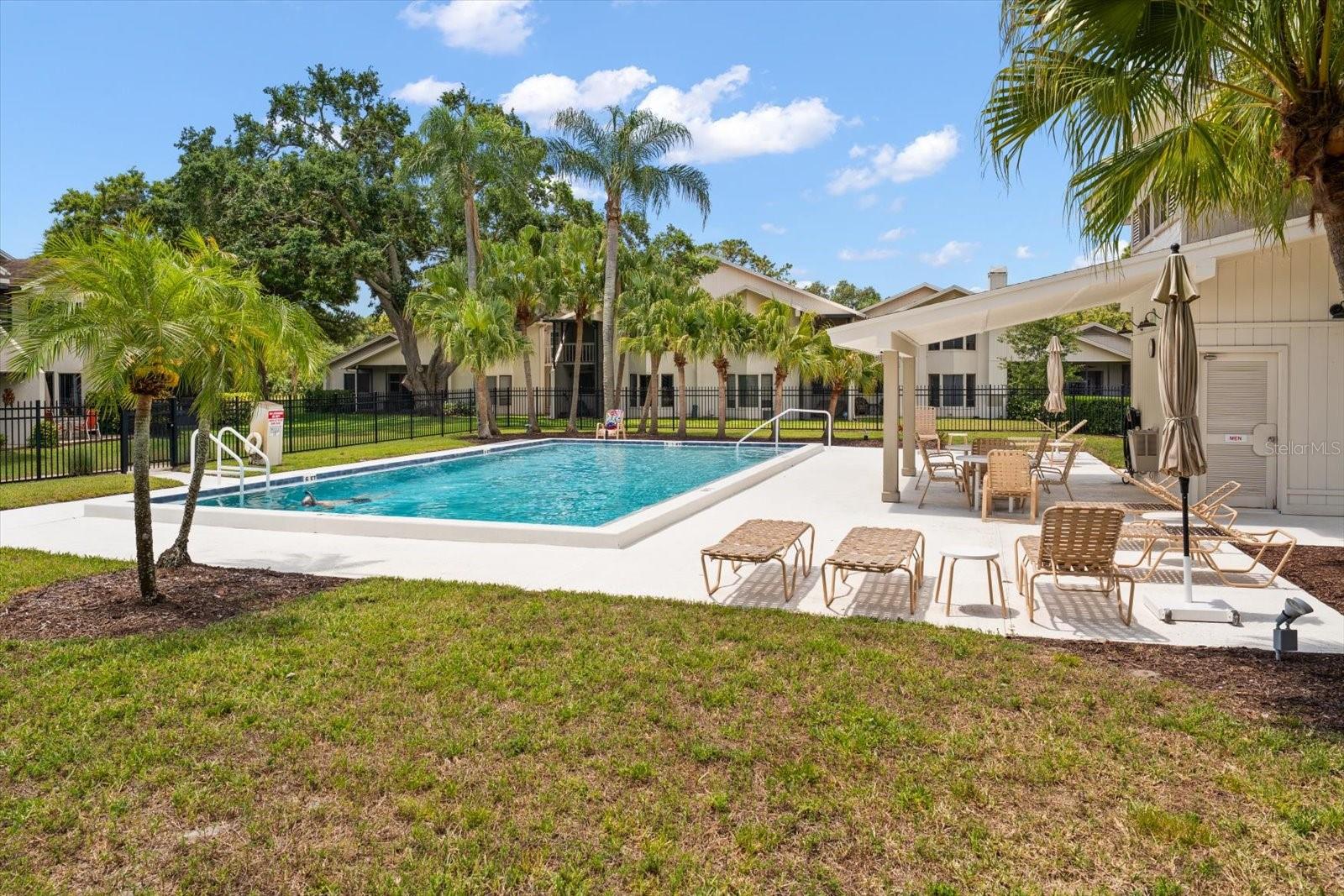 TOWNHOMES OF WESTLAKE - Residential