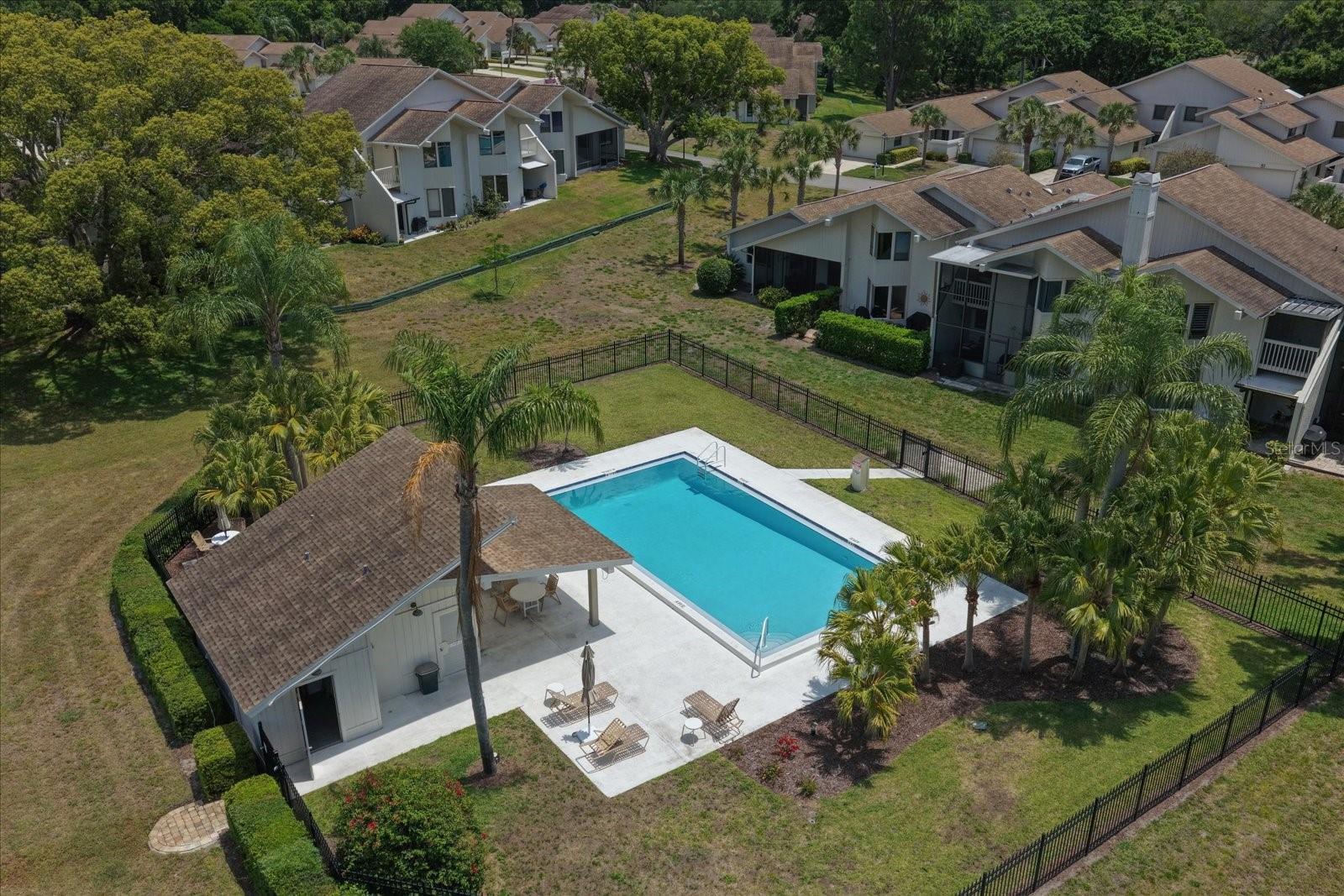 TOWNHOMES OF WESTLAKE - Residential