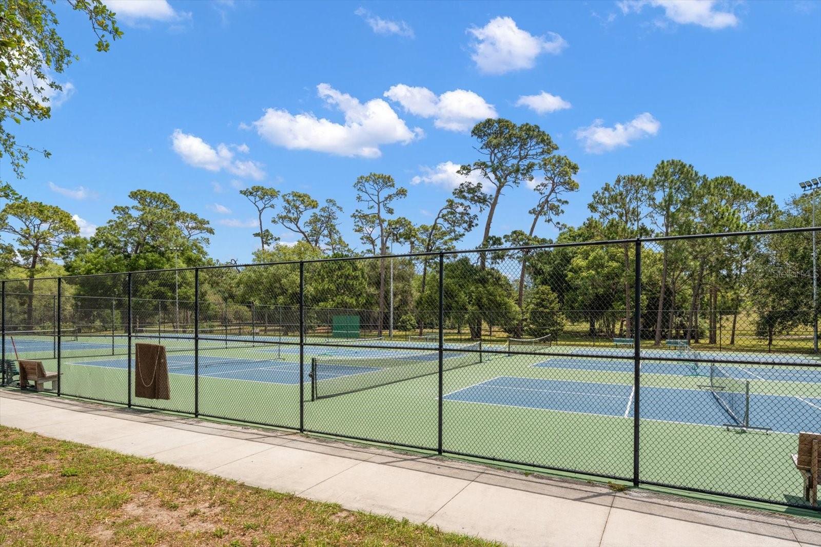 TOWNHOMES OF WESTLAKE - Residential