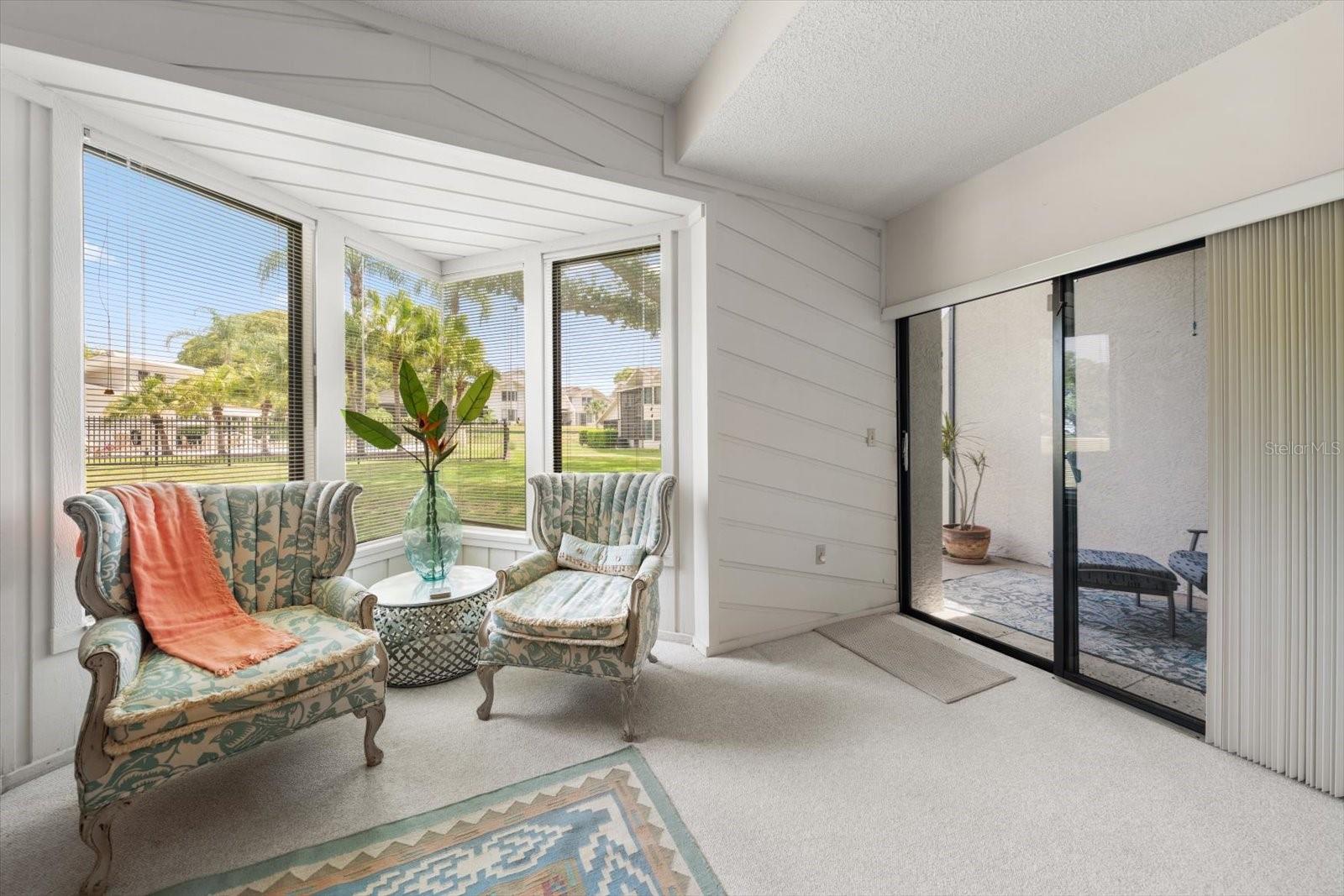 498 LAKEVIEW DRIVE 44