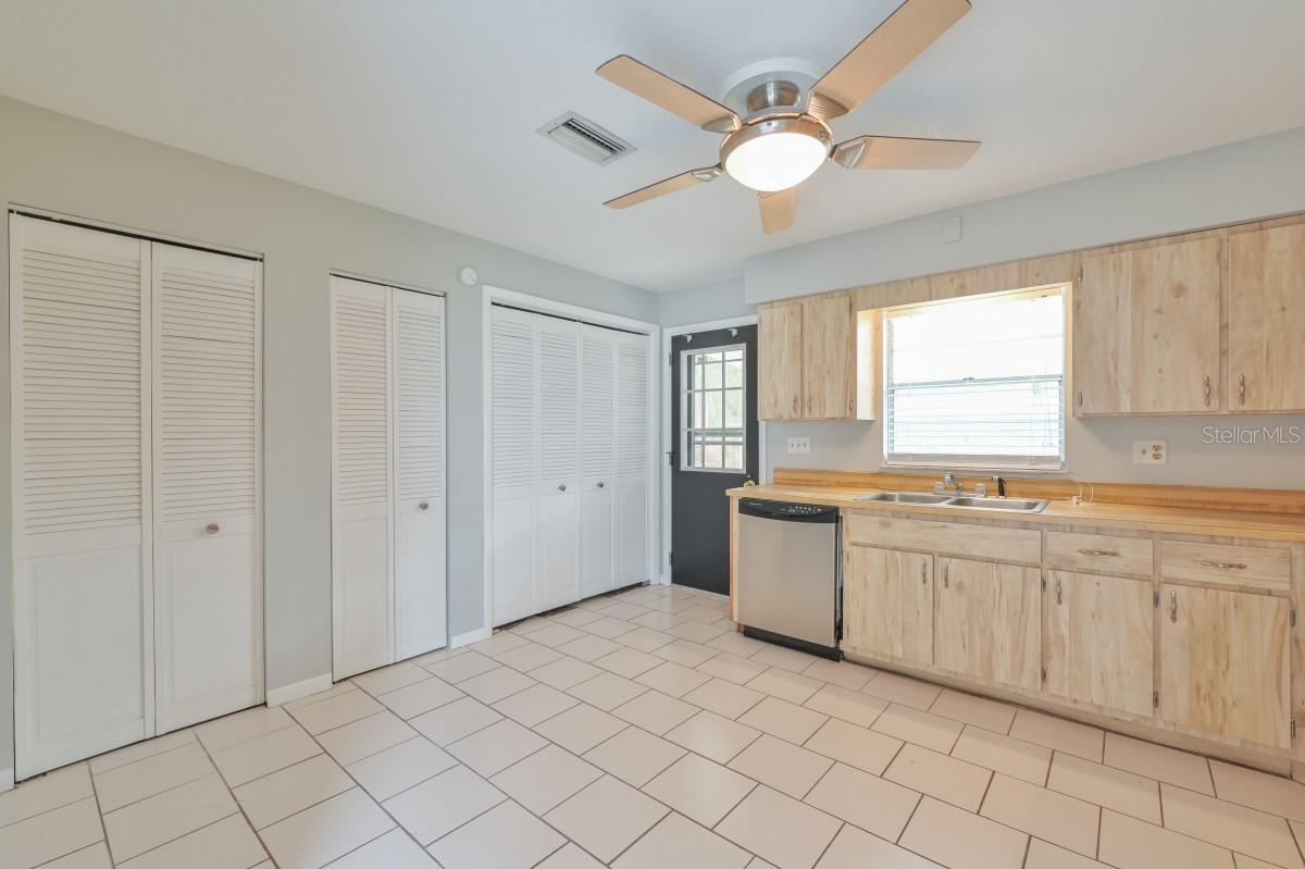 OCALA PARK ESTATE - Residential