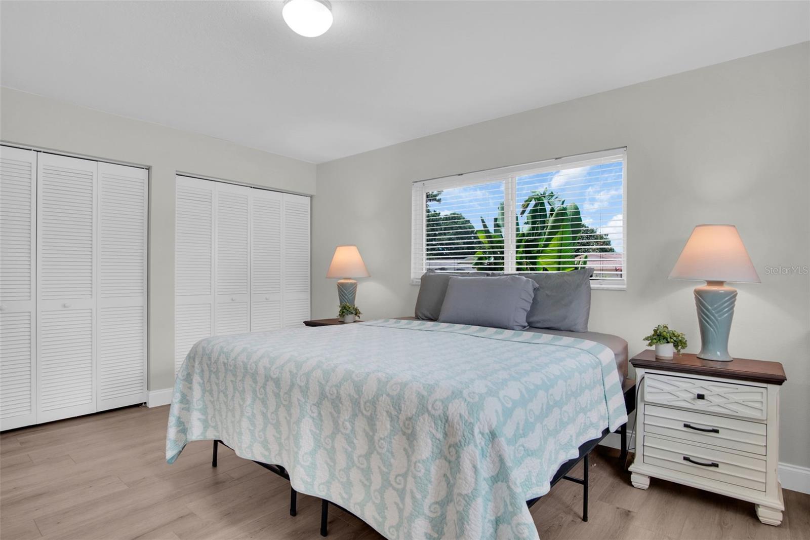 HIGHLAND LAKES UNIT SIX - Residential