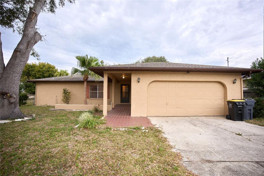 Photo of 3150 Valley High Drive, Lakeland, FL 33812 (MLS # O6377162)