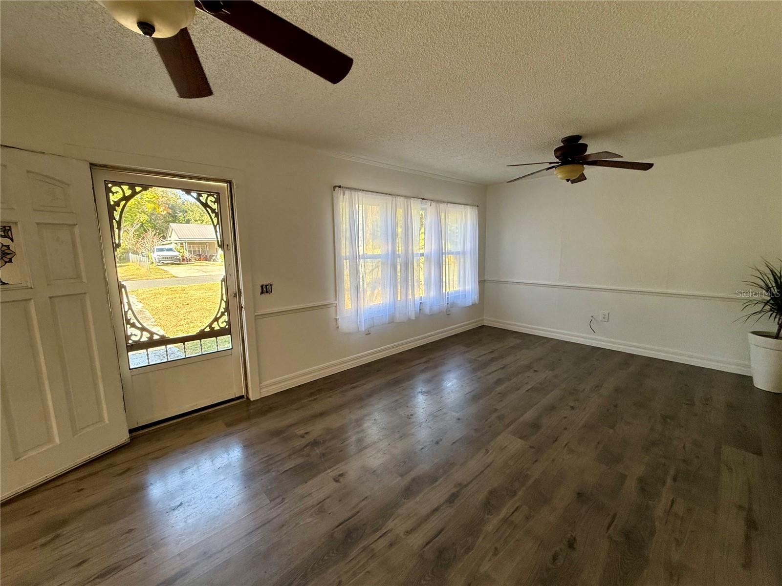 MISSION HEIGHTS - Residential