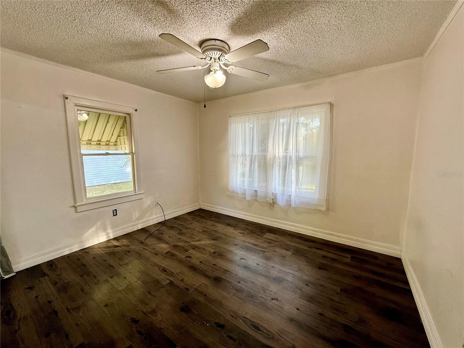 MISSION HEIGHTS - Residential