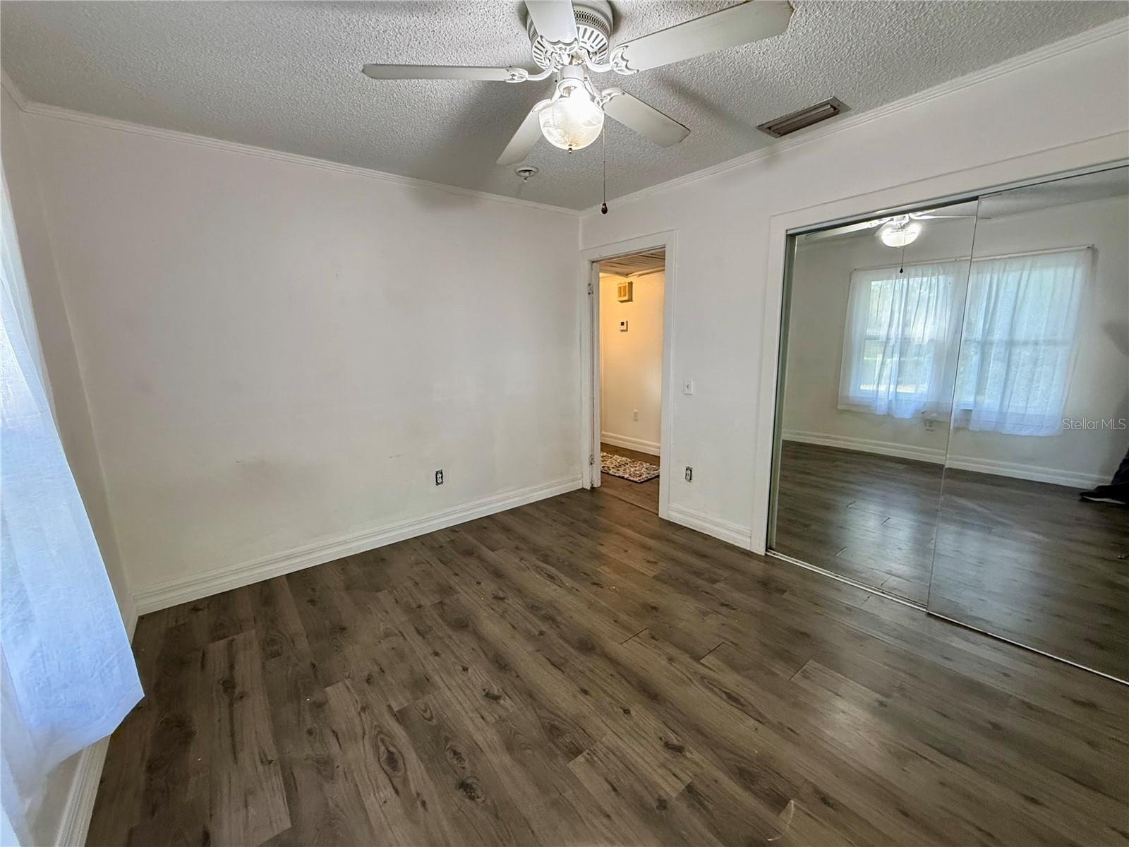 MISSION HEIGHTS - Residential