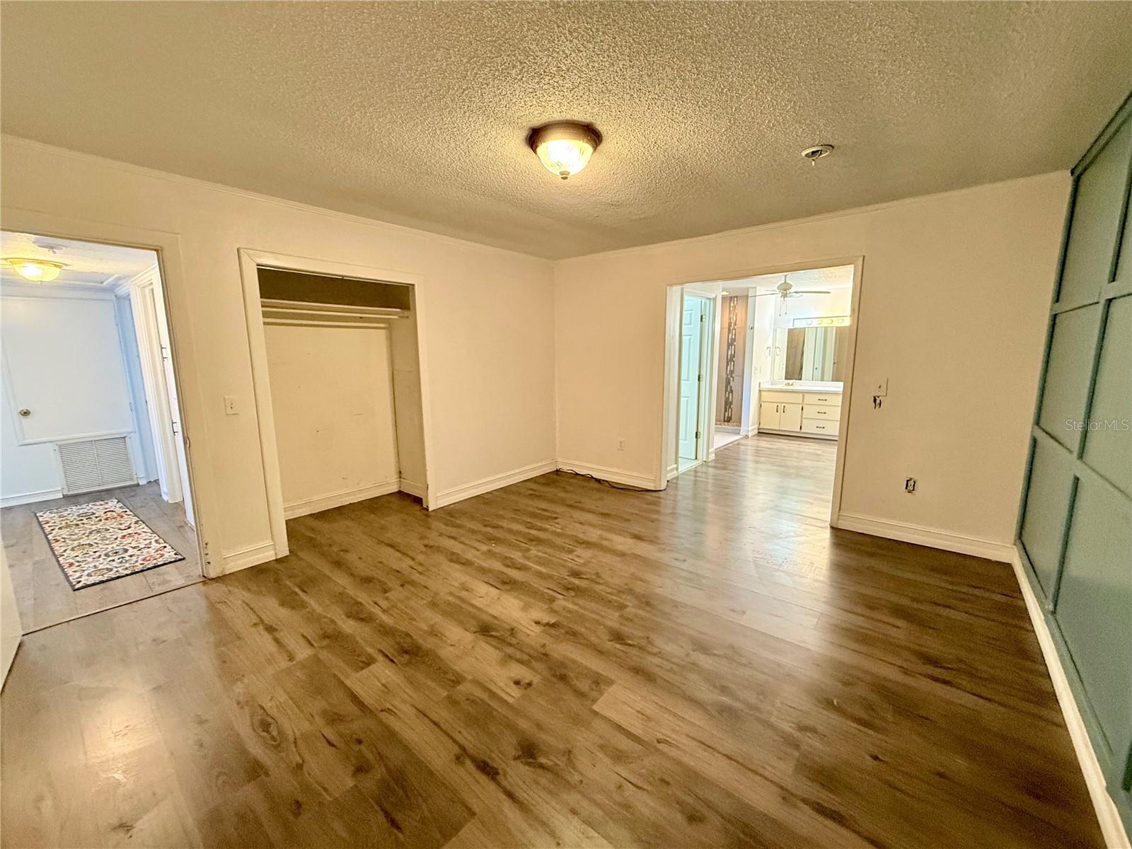 MISSION HEIGHTS - Residential