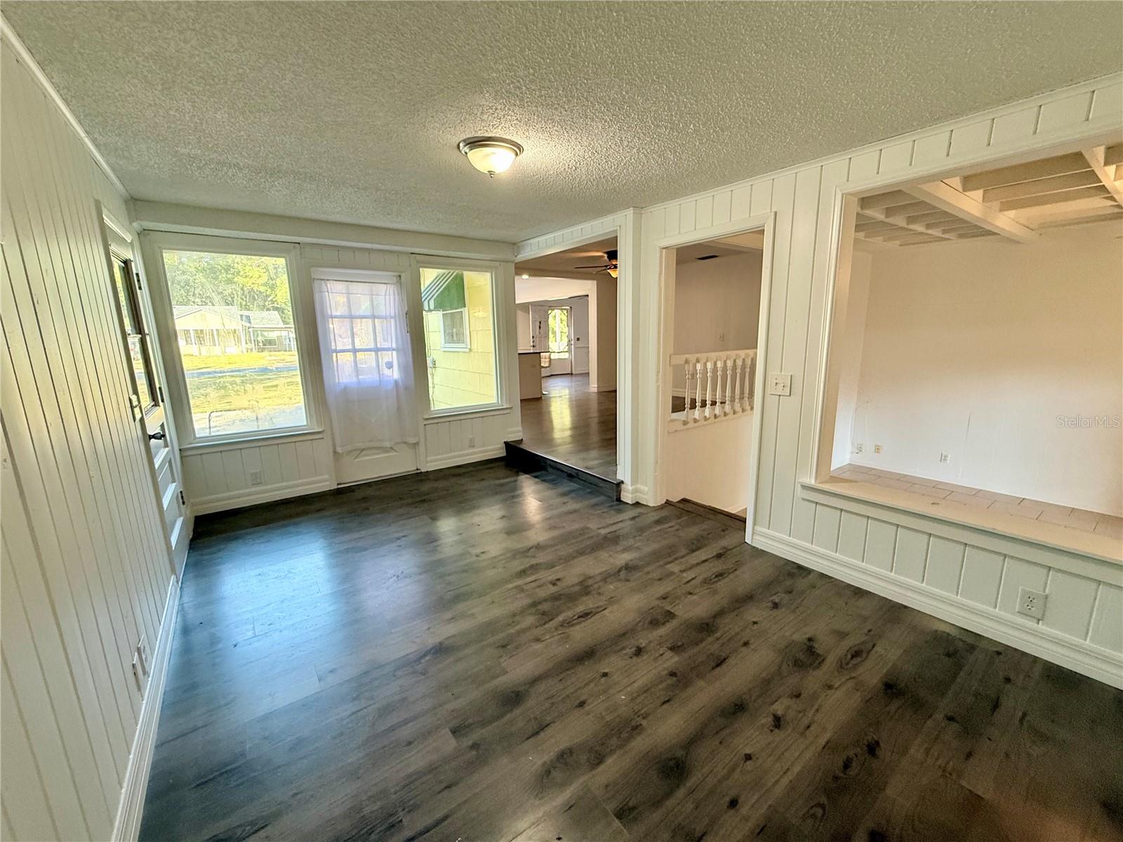 MISSION HEIGHTS - Residential