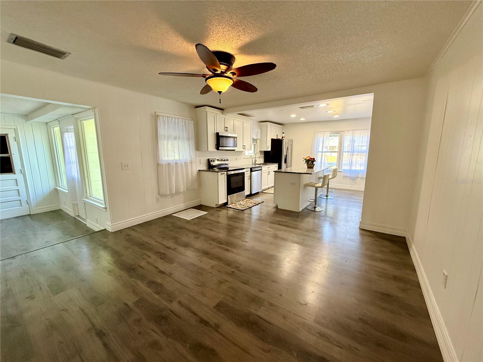 MISSION HEIGHTS - Residential