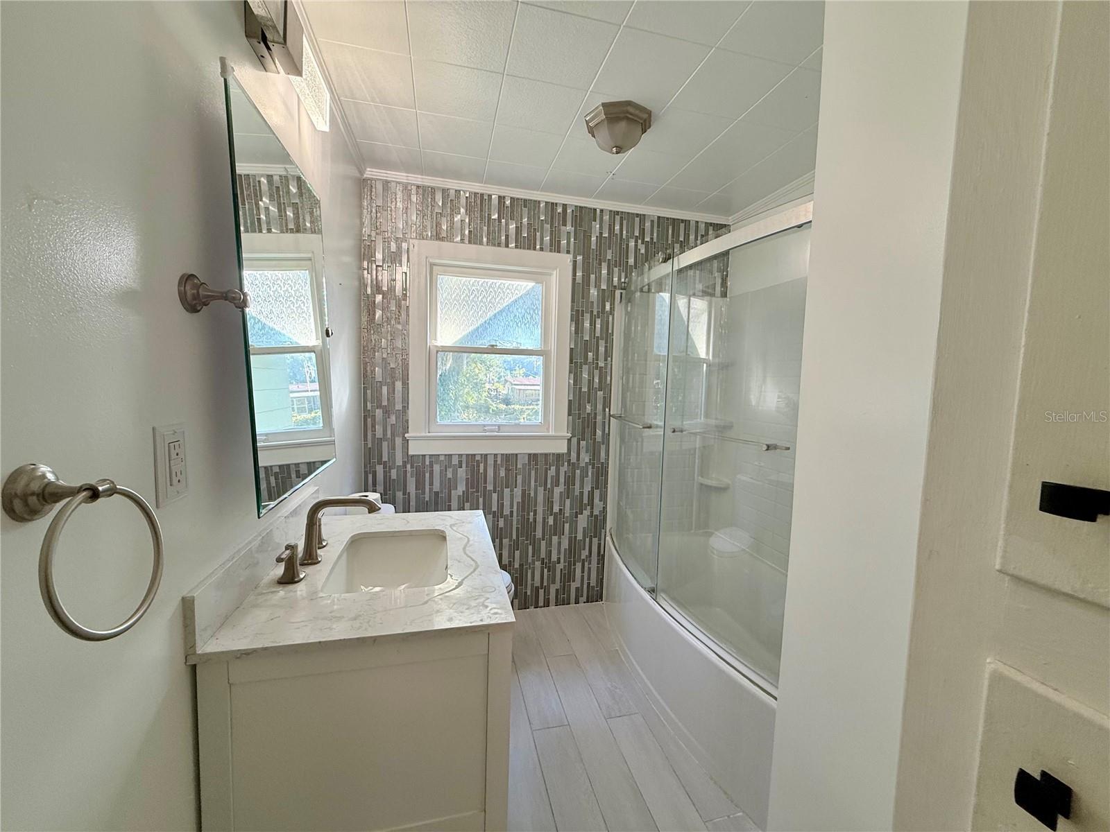 MISSION HEIGHTS - Residential