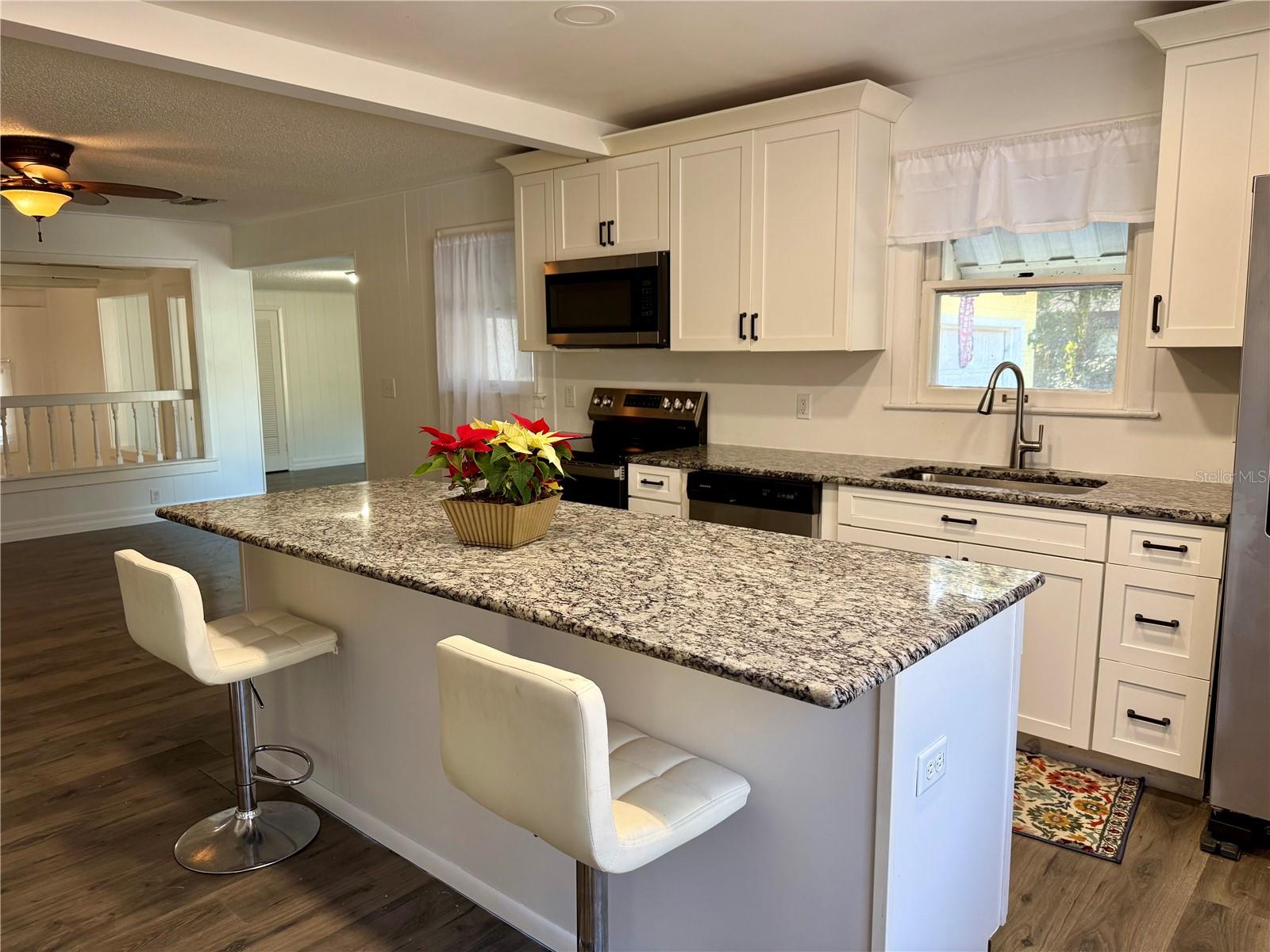 MISSION HEIGHTS - Residential