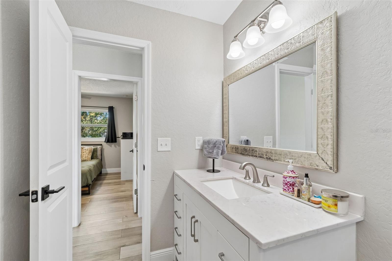 ZAPICOS RESUB - Residential