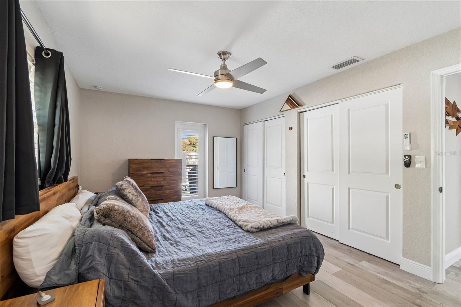 ZAPICOS RESUB - Residential