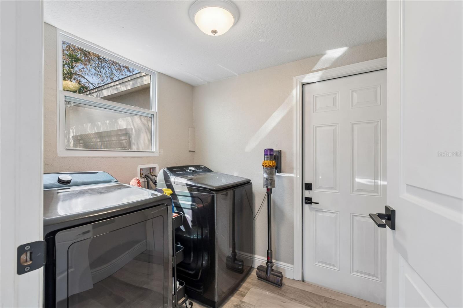 ZAPICOS RESUB - Residential