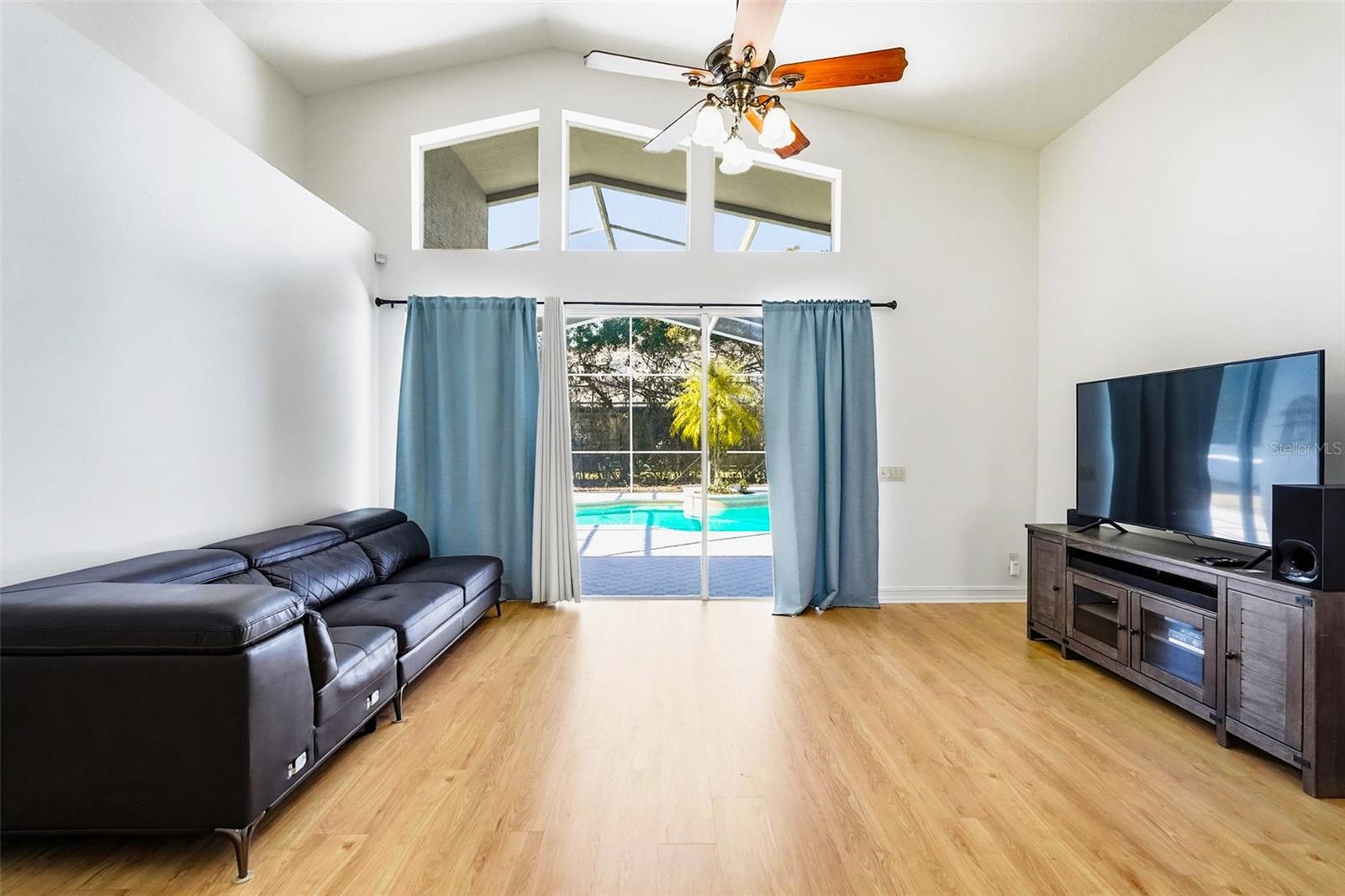 TRINITY WEST - Residential