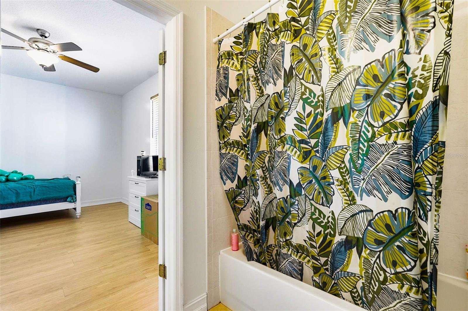 TRINITY WEST - Residential