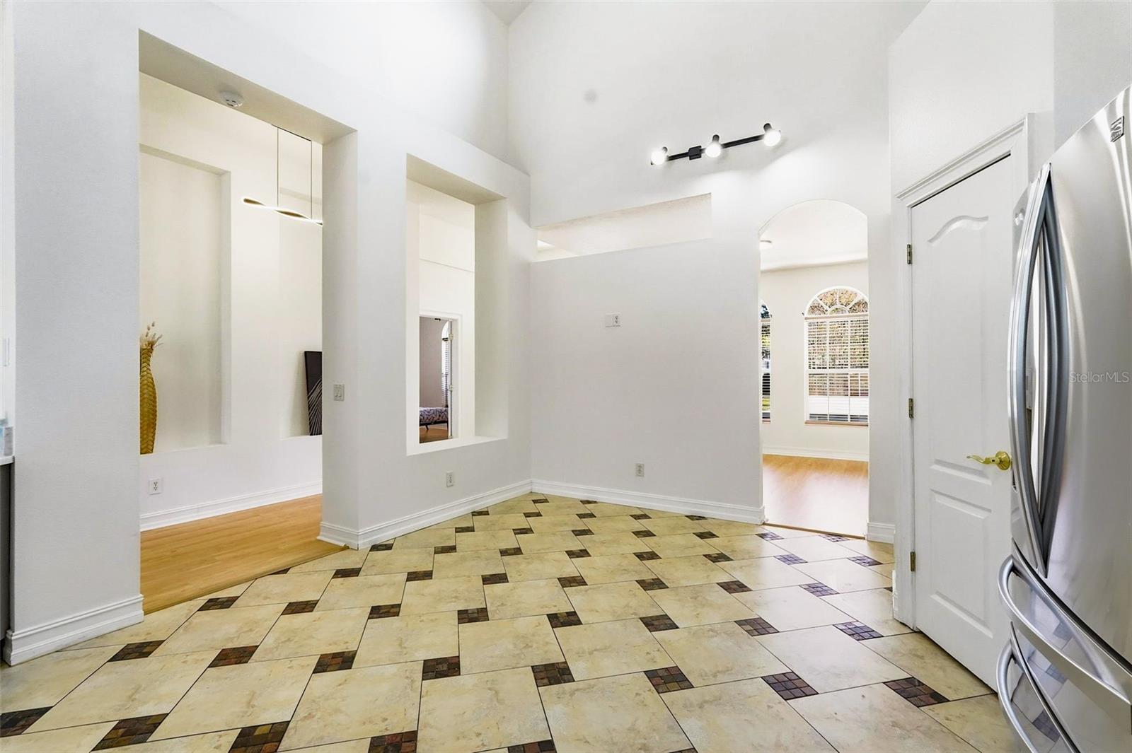 TRINITY WEST - Residential