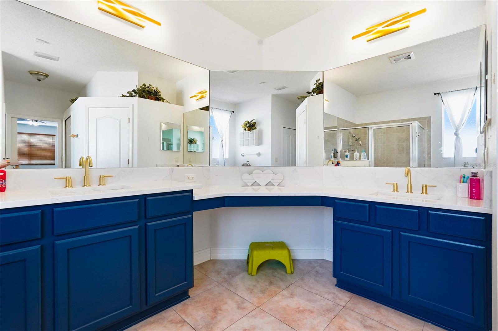 TRINITY WEST - Residential