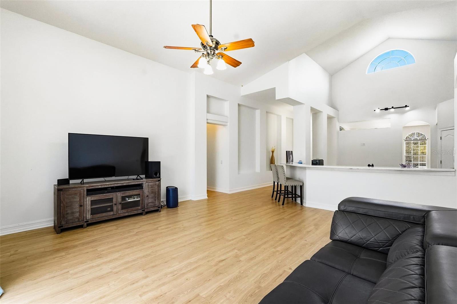 TRINITY WEST - Residential