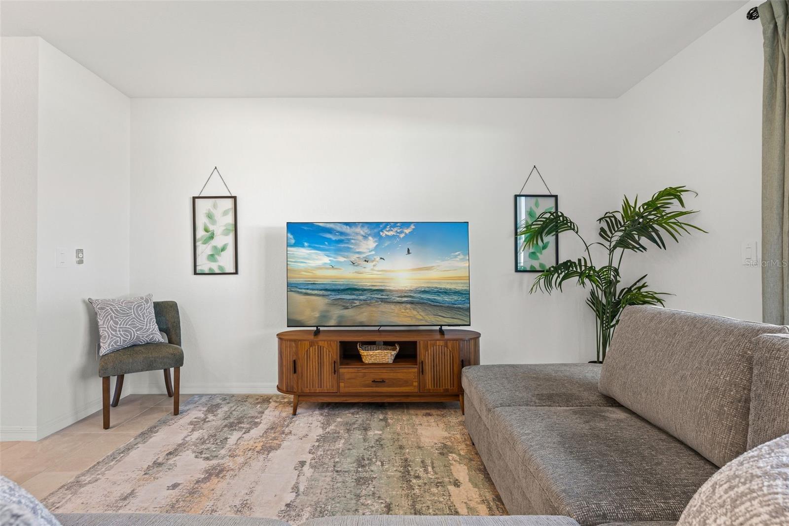 AURORA - Residential Lease