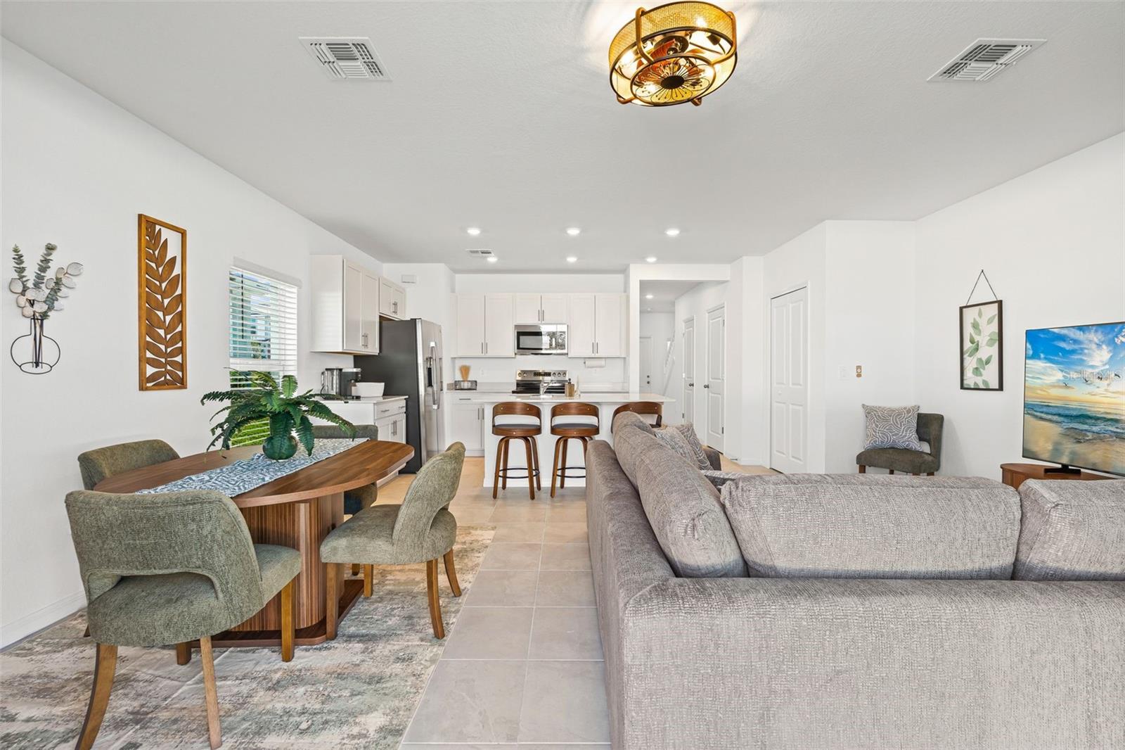 AURORA - Residential Lease