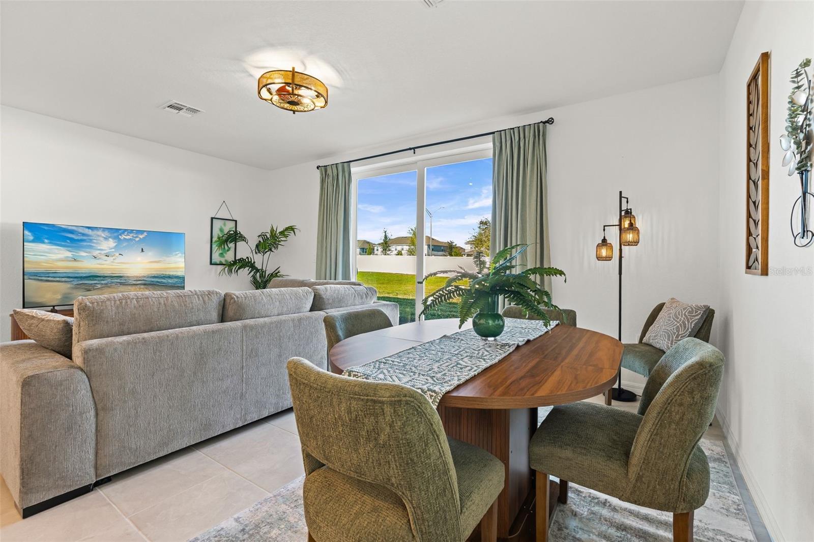 AURORA - Residential Lease