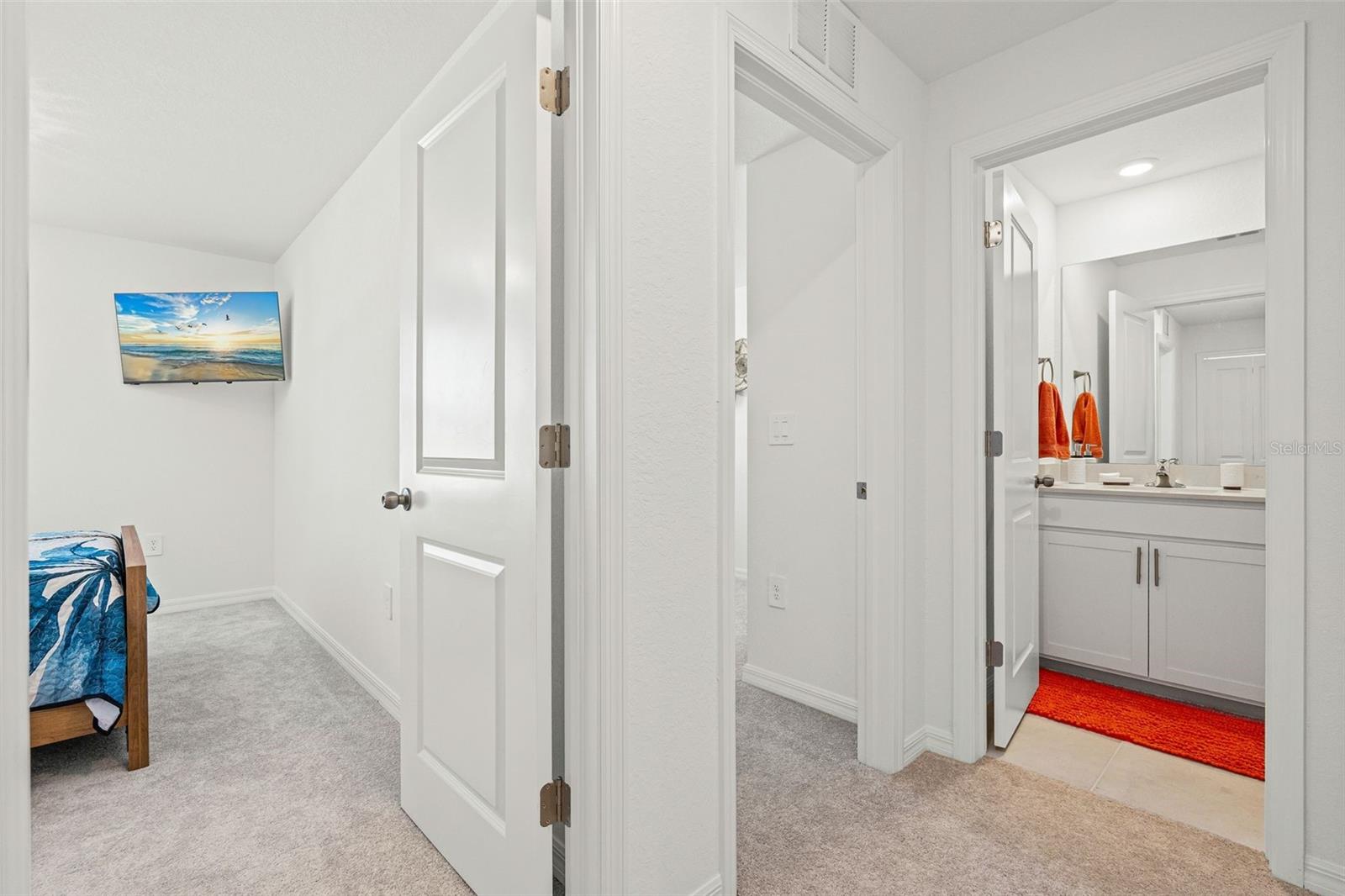 AURORA - Residential Lease