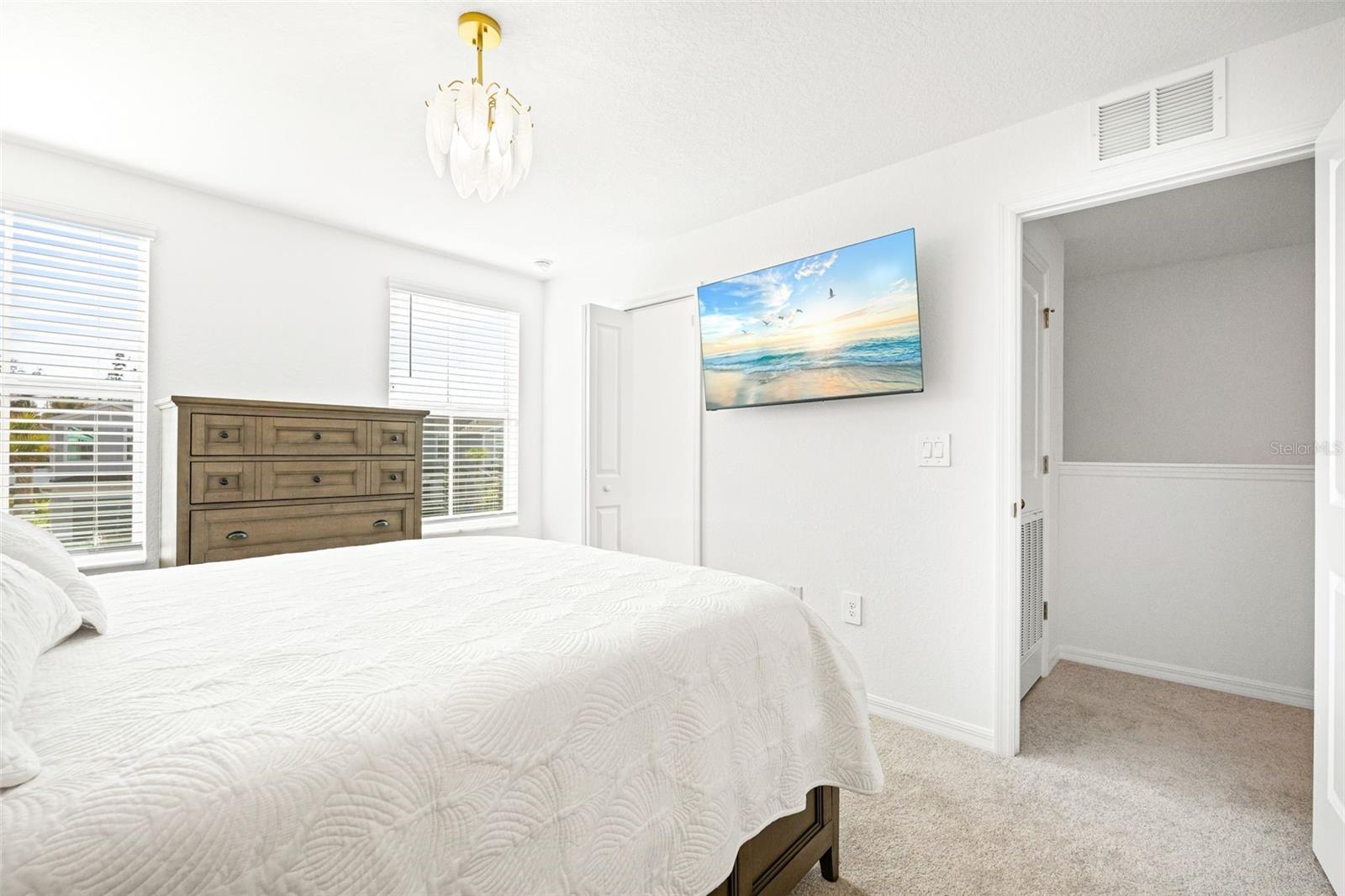 AURORA - Residential Lease