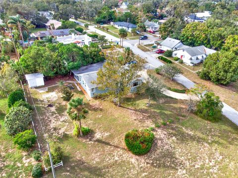 A home in EUSTIS