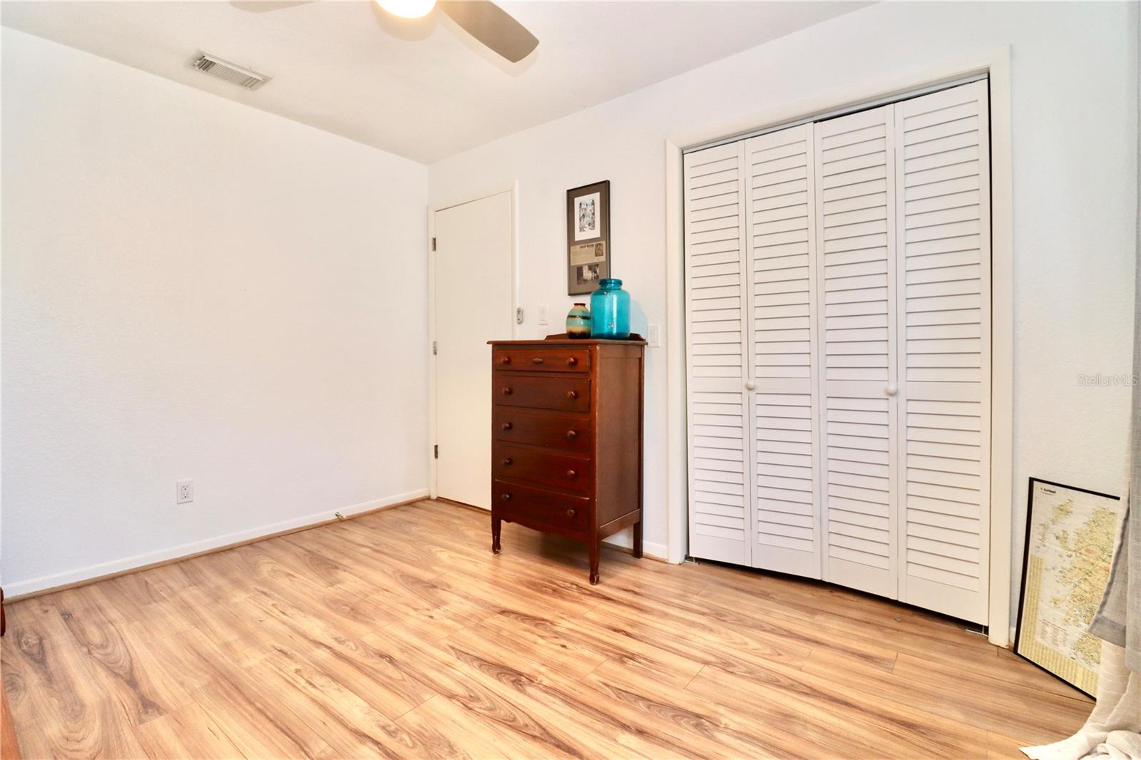 OAK PARK SUB - Residential