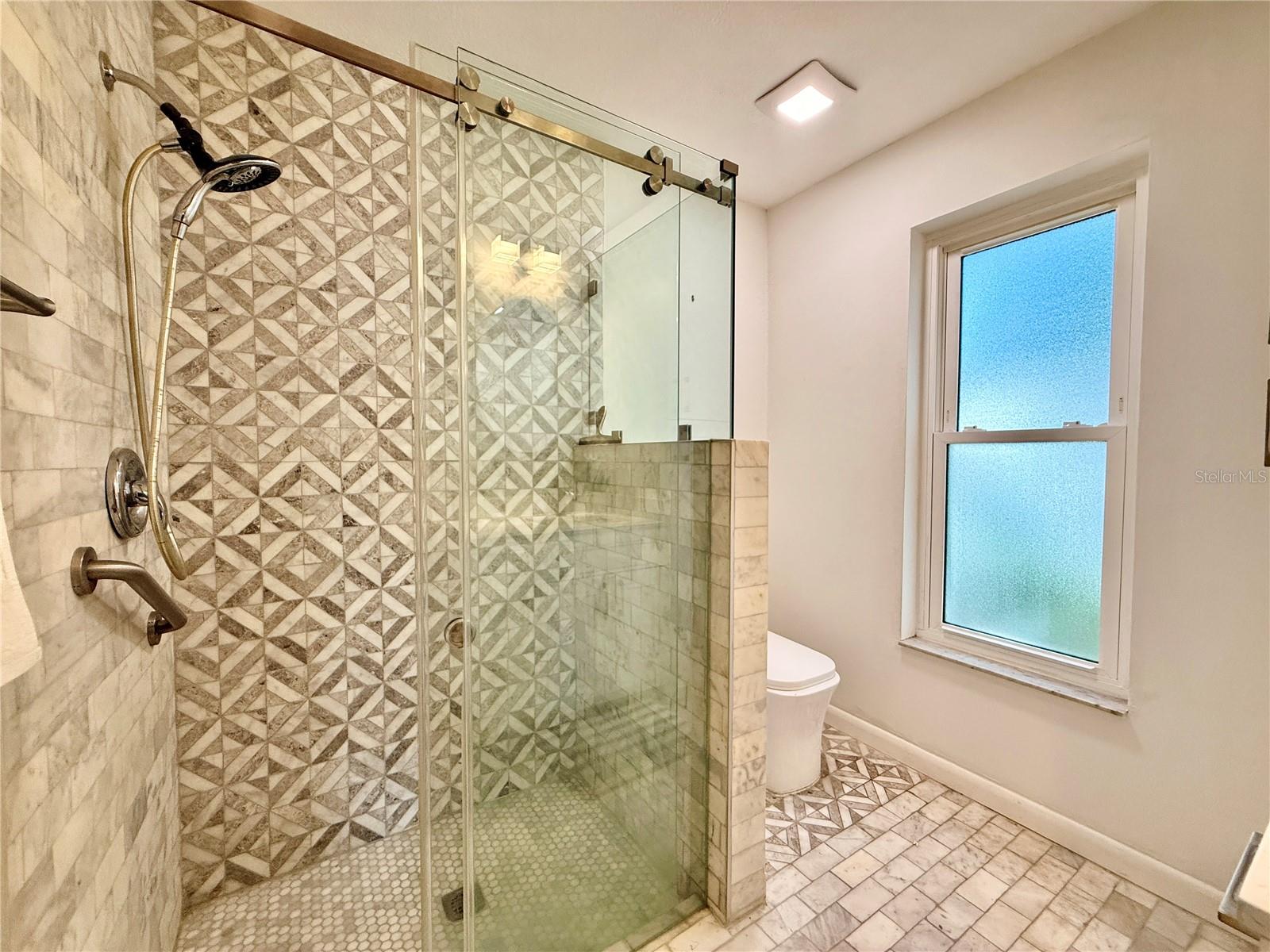 OAK PARK SUB - Residential