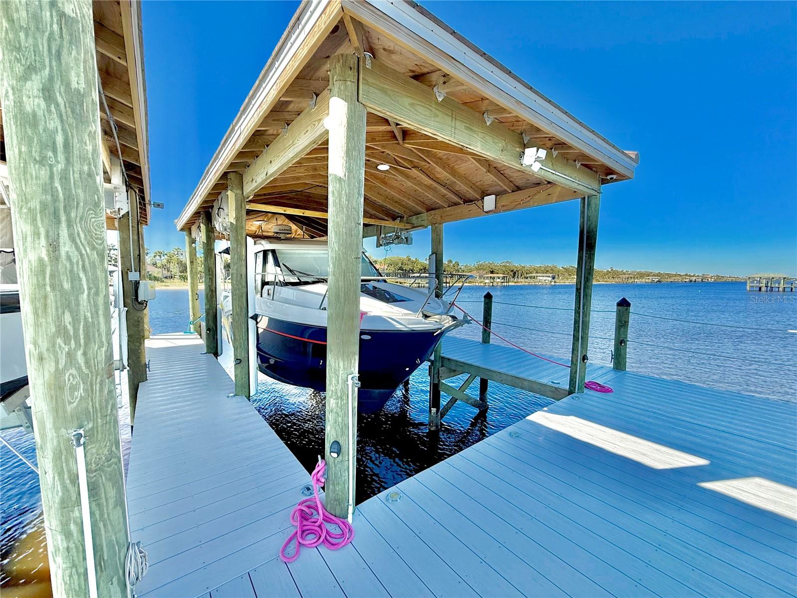 SHELTER COVE SUB - Residential