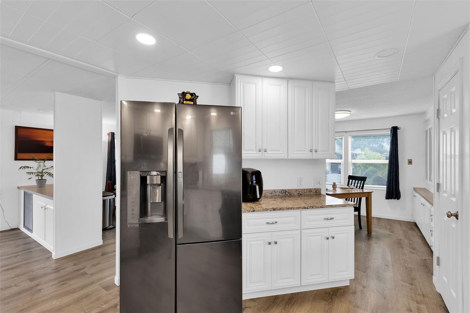 LA CASA MHP CO-OP - Residential