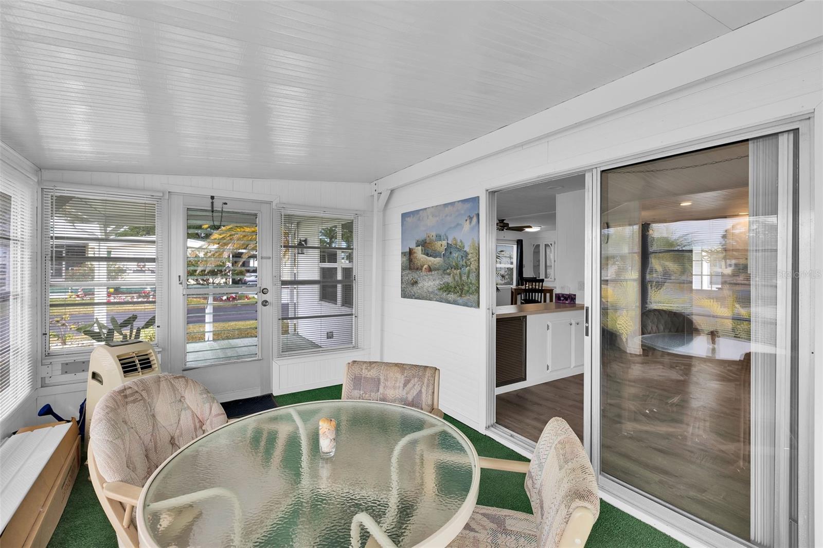 LA CASA MHP CO-OP - Residential