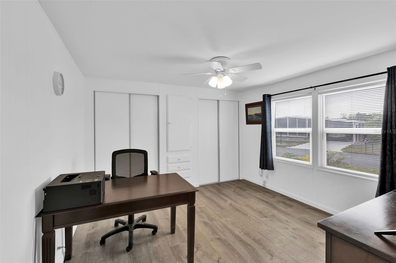 LA CASA MHP CO-OP - Residential