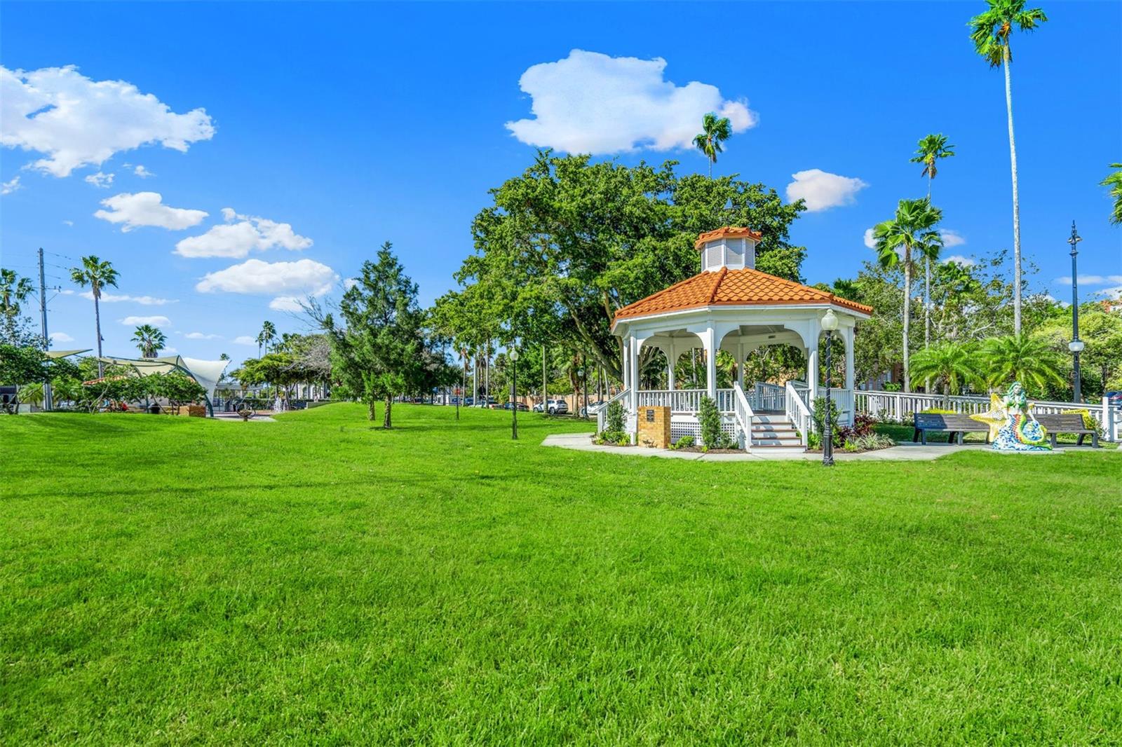 VENICE EAST - Residential