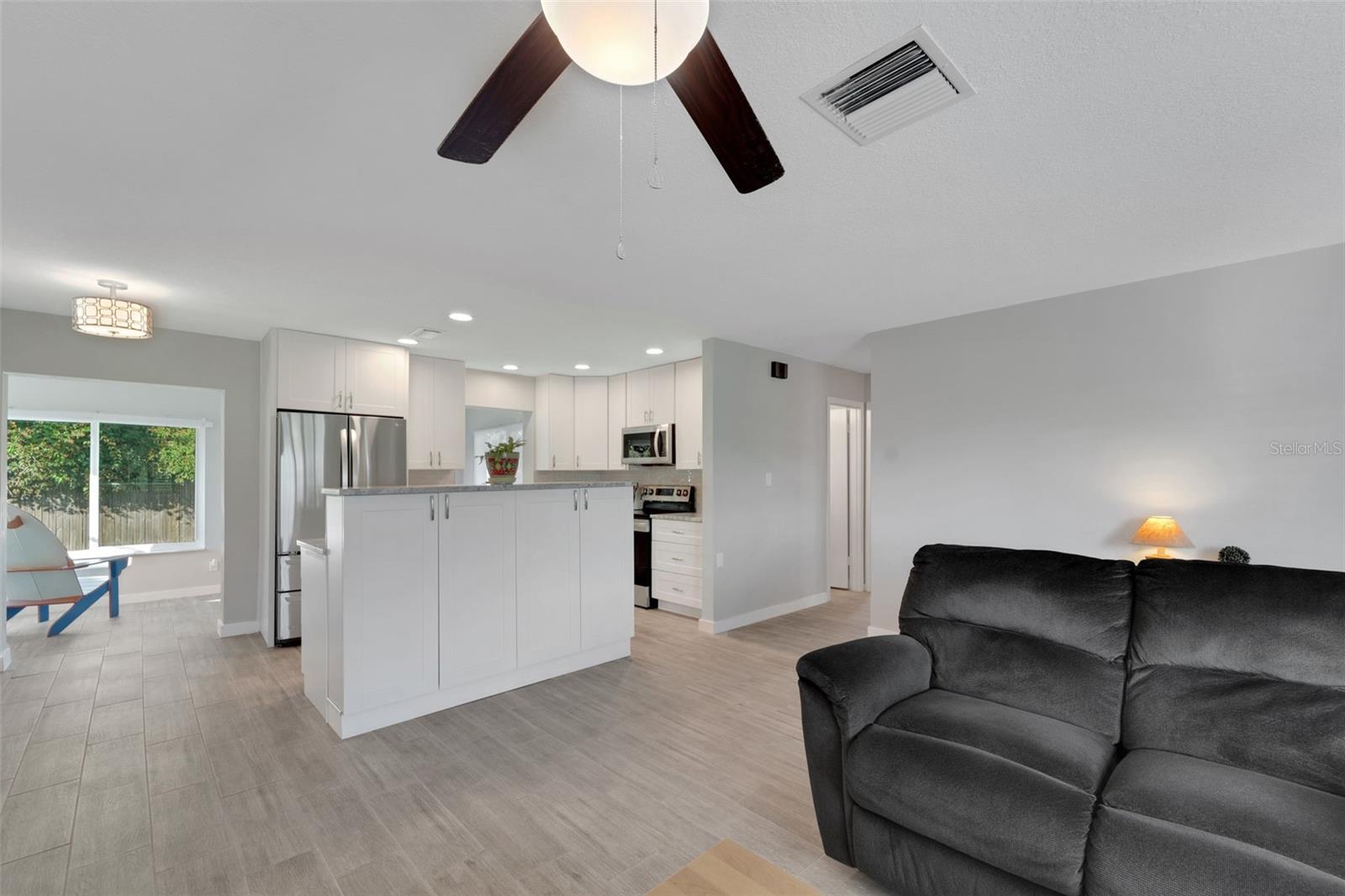 VENICE EAST - Residential