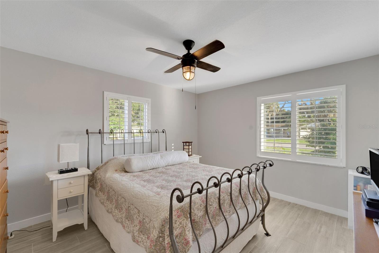 VENICE EAST - Residential