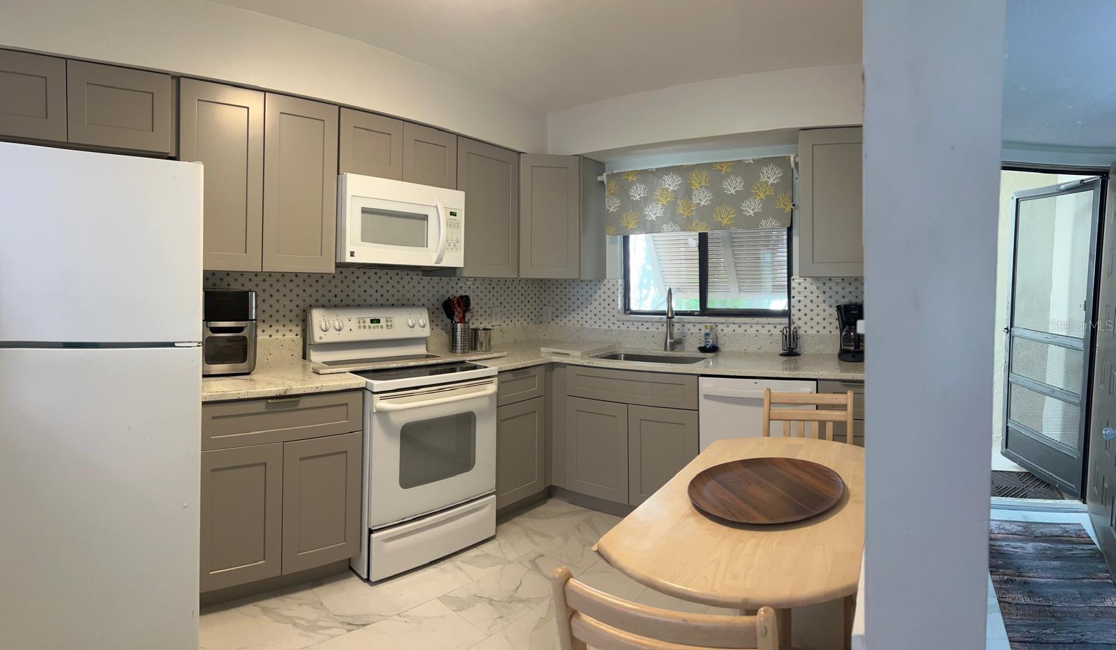 WILLOW LINKS - Residential Lease