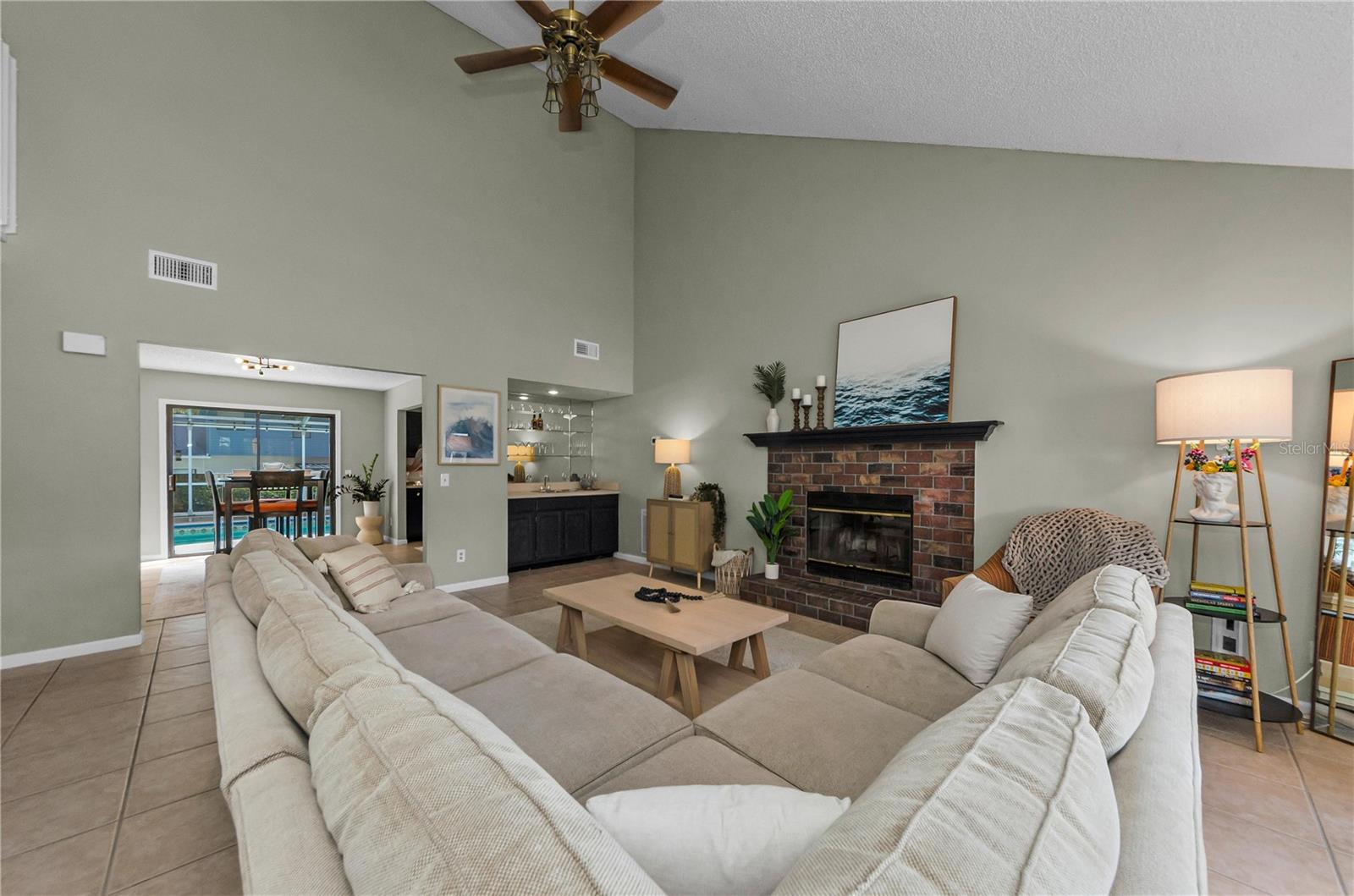 BLOOMINGDALE SEC BB PH - Residential