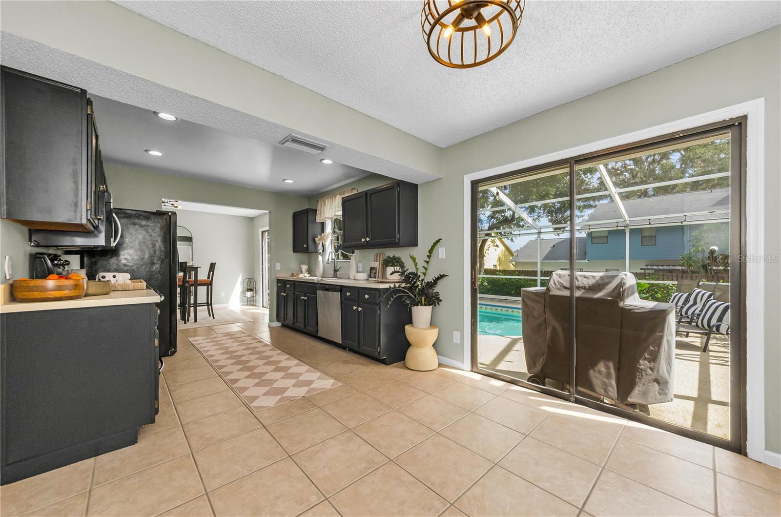 BLOOMINGDALE SEC BB PH - Residential