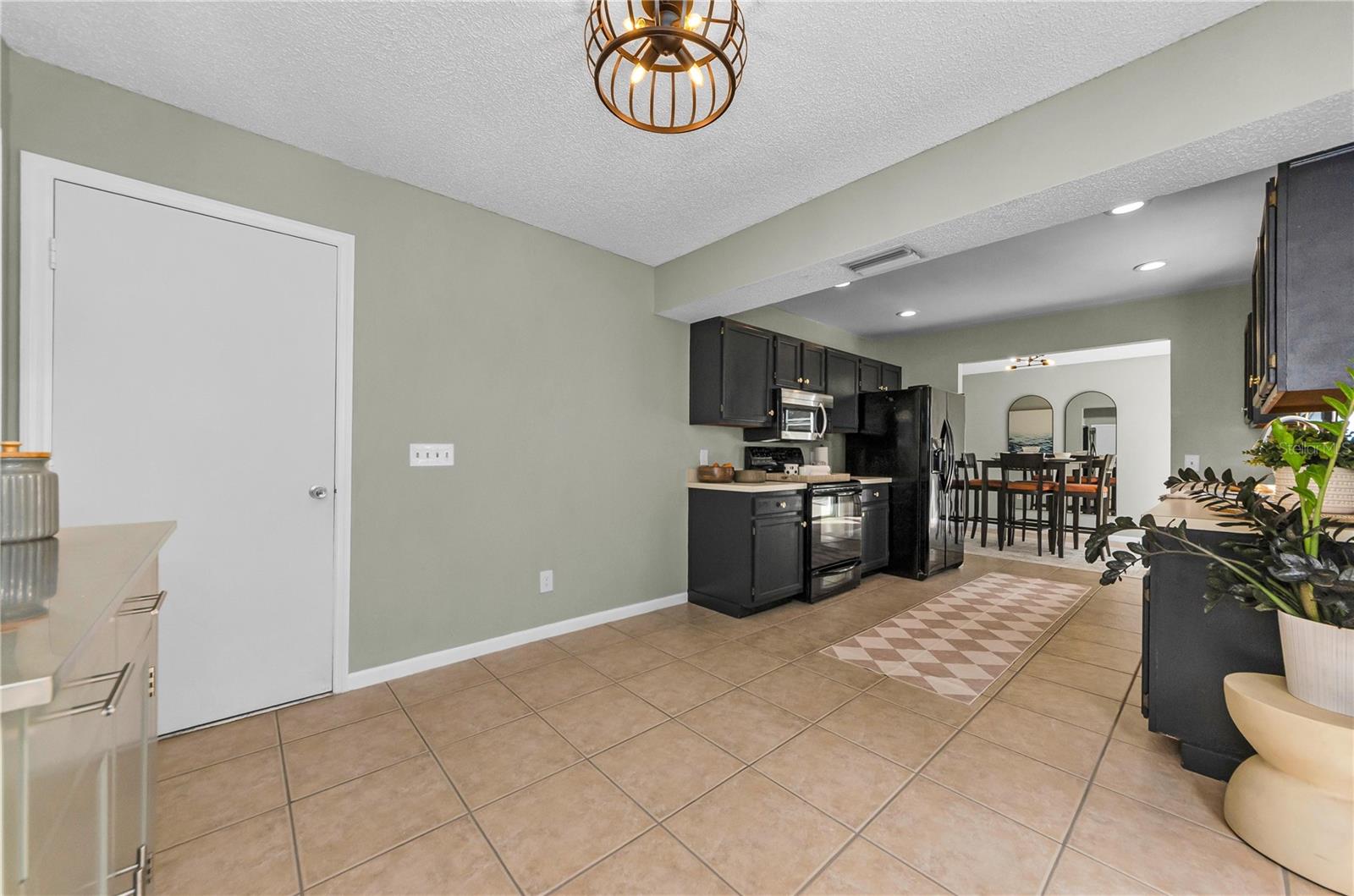 BLOOMINGDALE SEC BB PH - Residential