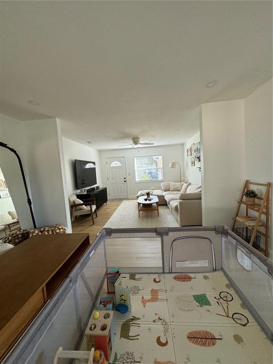 MEADOW LAWN 12TH ADD - Residential Lease