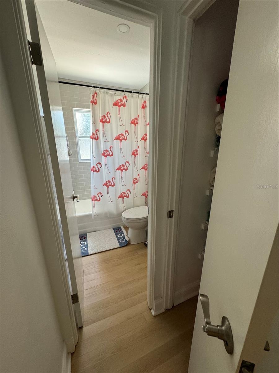 MEADOW LAWN 12TH ADD - Residential Lease