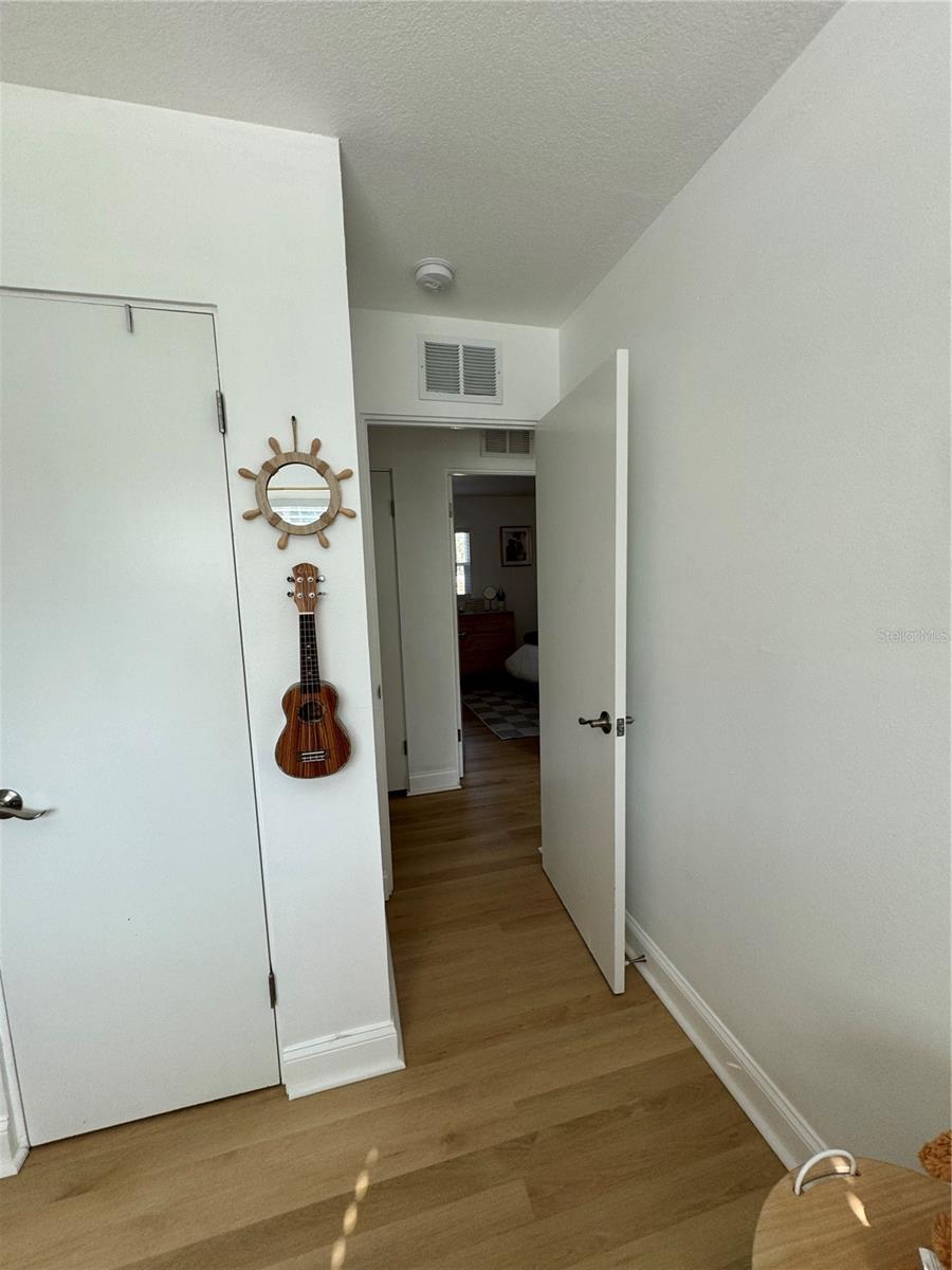 MEADOW LAWN 12TH ADD - Residential Lease